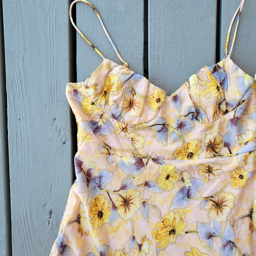Petal and Pup Yellow Floral Midi Dress XL Bustier Bodice‎ A-line Silhouette - Picture 2 of 6